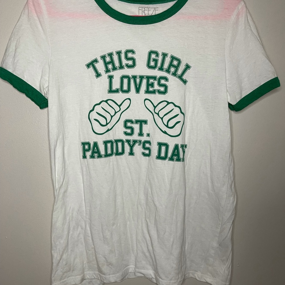 Green and white st. Patrick’s day